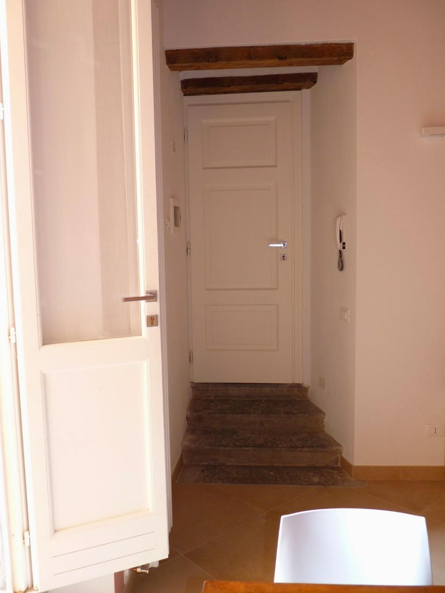 Flora Inn, Super Sweet Studio - Centro Bergamo Exterior photo